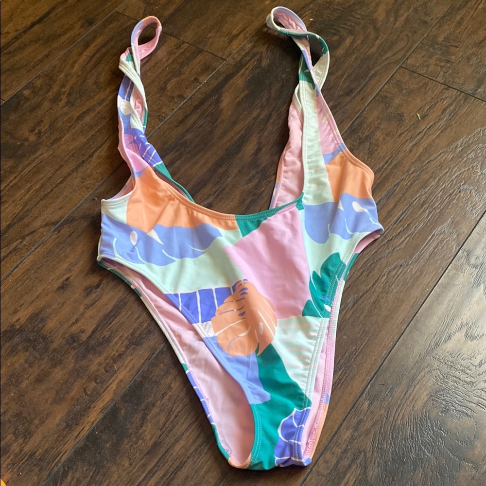 Colorful One-Piece suspenders swim bottoms